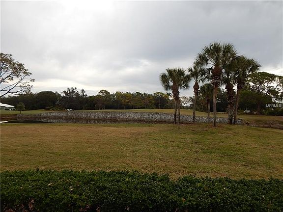 2nd image of 471 Wexford Cir #96
