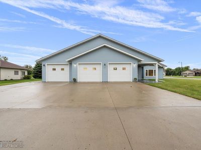 405 Oak St, Breckenridge, MN, 56520