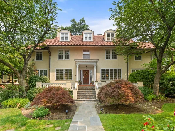 2 Dellwood Road, Bronxville, NY 10708