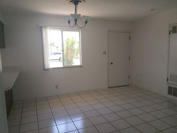 4th image of 2732 S Mary Ave