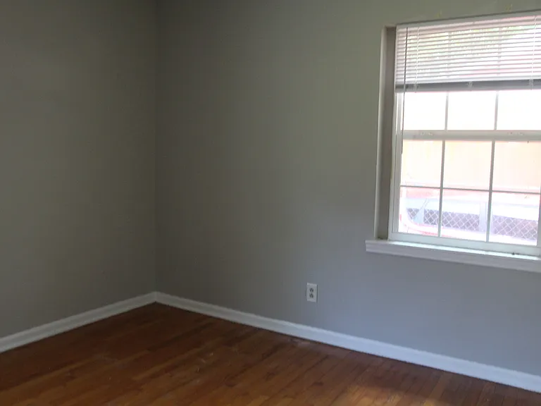 912 Inverness Rd #1 — Photo 6