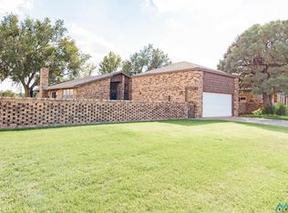 1617 Colonial Pkwy, Clovis, NM 88101