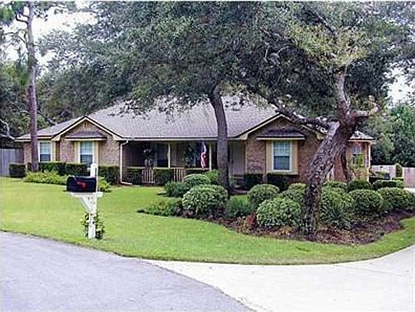 1st image of 164 Bermuda Cir