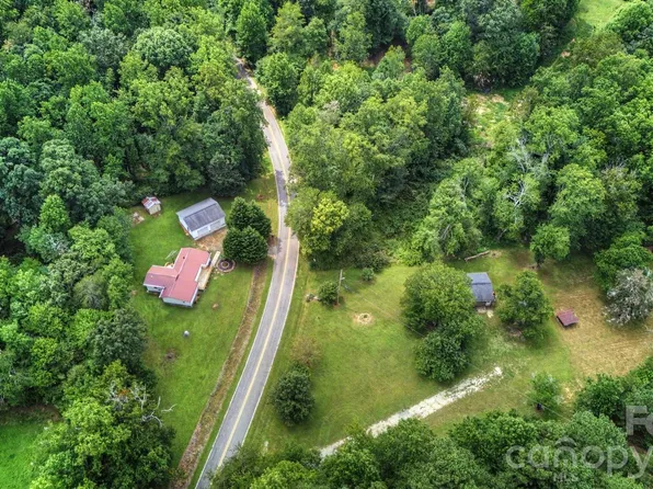 160 Denny Rd, Statesville, NC 28625