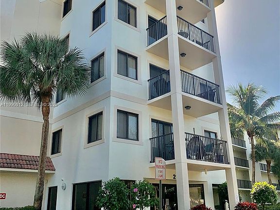 3rd image of 2105 Lavers Cir APT 501