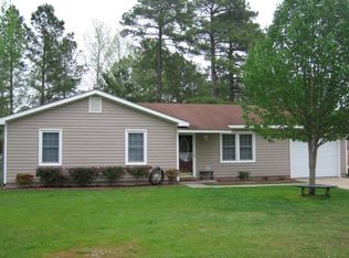 310 Deacon Ct, Havelock, NC 28532