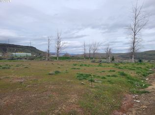 1410 Fish Camp Rd, Maupin, OR 97037