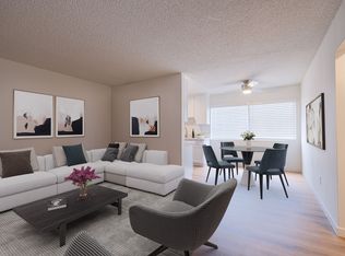 2060 S Hobart Blvd APT 304, Los Angeles, CA 90018
