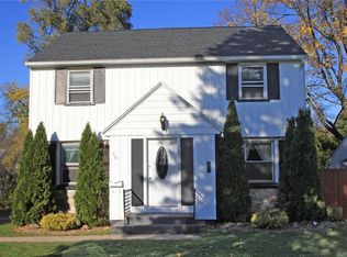 40 Brooklea Dr, Rochester, NY 14624