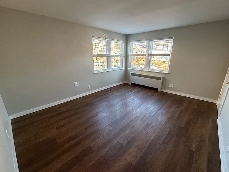 1219 Franklin Ave #A — Photo 3