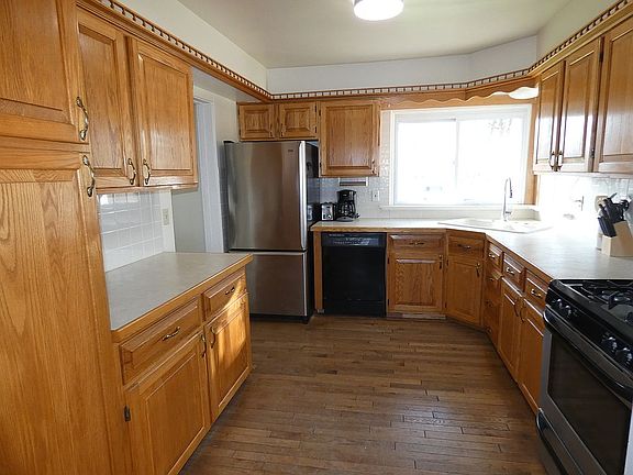 5th image of 1711 Lavona Dr