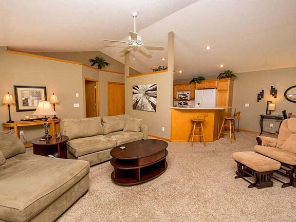 4th image of 11871 Willow Woods N