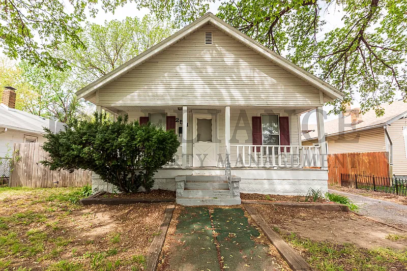 253 N Charles St