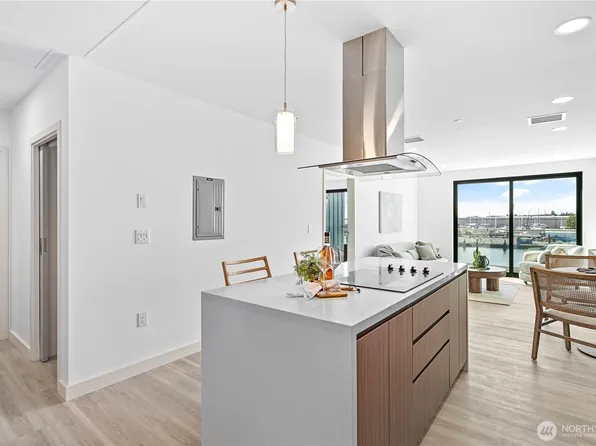 1019 Granary Avenue #402, Bellingham, WA 98225