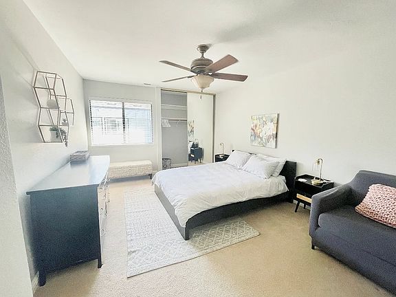 5th image of 4848 Pine Forest Pl