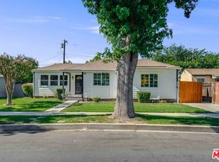 18319 Erwin St, Reseda, CA 91335
