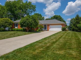 4010 Ridgewood Dr, Hilliard, OH 43026