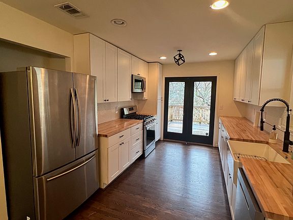 3rd image of 71 Gardenia Dr NW