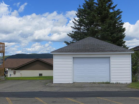 2nd image of 112 11th Ave