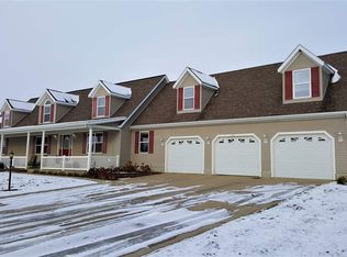 4094 E Potawatomi Ln, Leesburg, IN