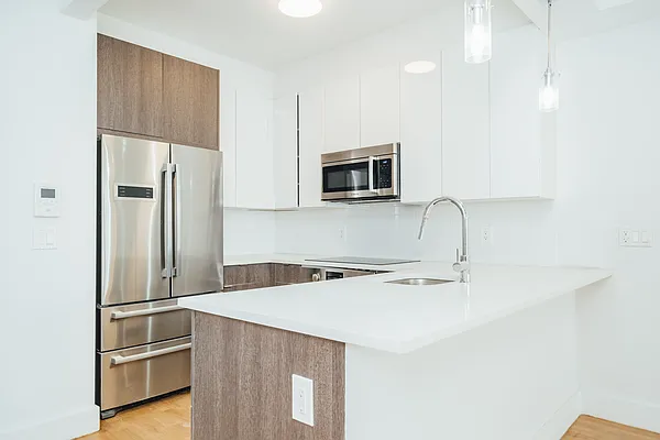 Rented by Nooklyn NYC LLC | media 23