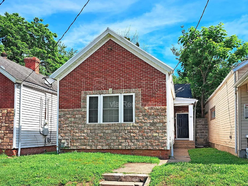 1705 1/2 Hale Ave