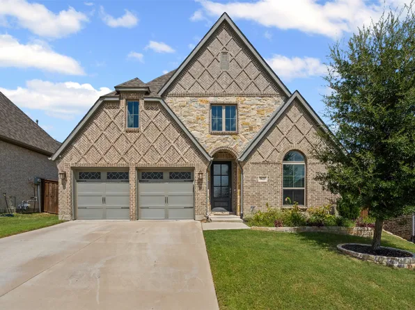 5621 Pradera Rd, Fort Worth, TX 76126