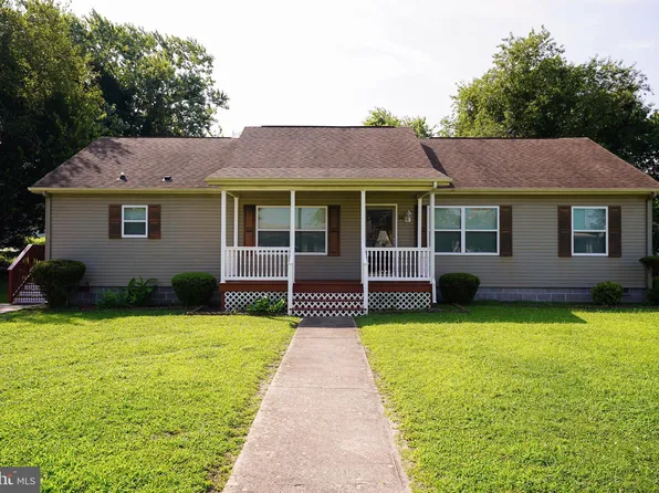 34 W Duke St, Selbyville, DE 19975