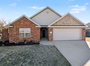 1801 SW Candlewood St, Bentonville, AR 72713