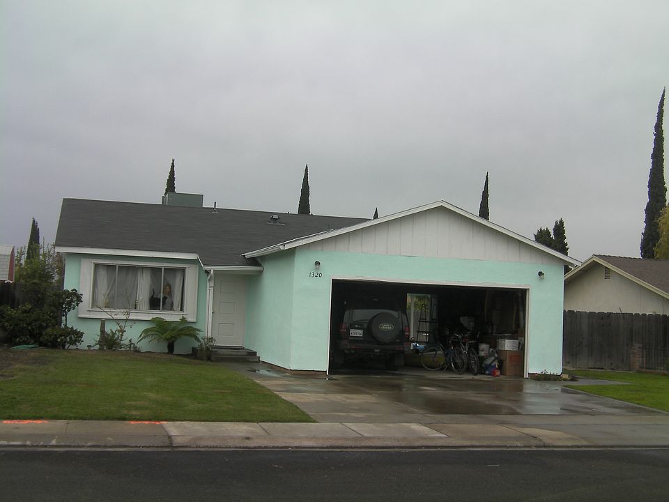 1st image of 1320 Orlando Dr