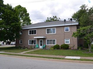 955 Foster Ave SE APT 4, North Canton, OH 44720