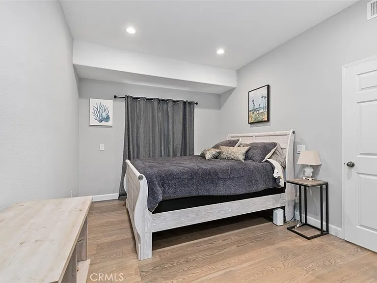 98 Shorebreaker Dr — Photo 11