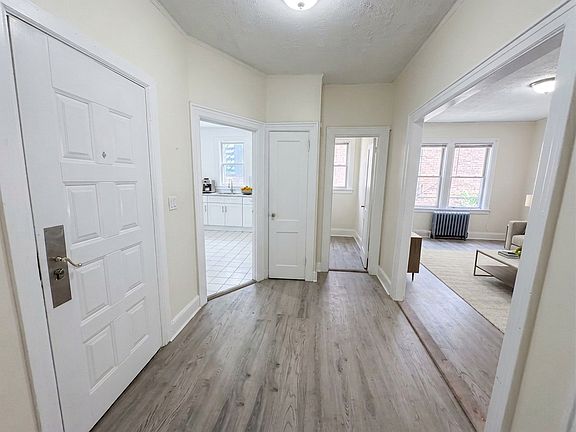 4th image of 9 Morningside Ave #1