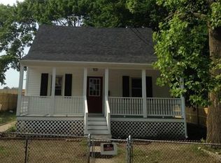 14 Carter St, Lowell, MA 01852