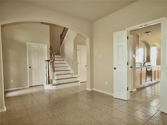 4th image of 13320 Holly Crest Ter