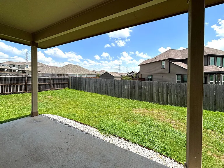 8226 Noble Crst — Photo 15
