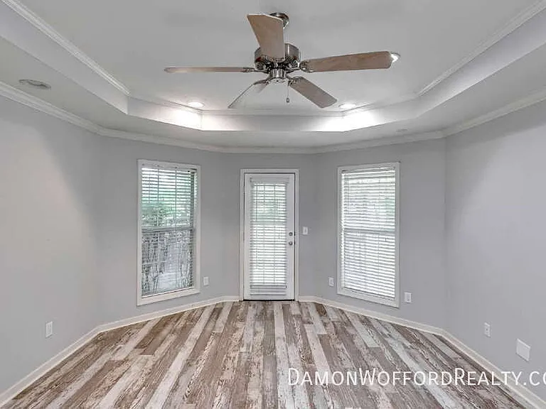 124 Raintree Rd — Photo 41