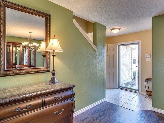 5th image of 712 Pickwick Ln