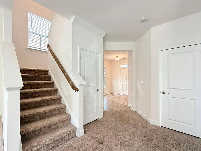 563 Whitley Ridge Dr — Photo 17