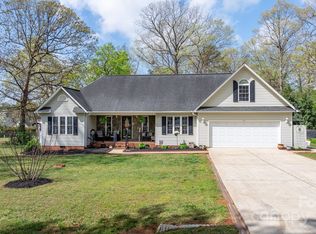 2987 Irish St, Newton, NC 28658