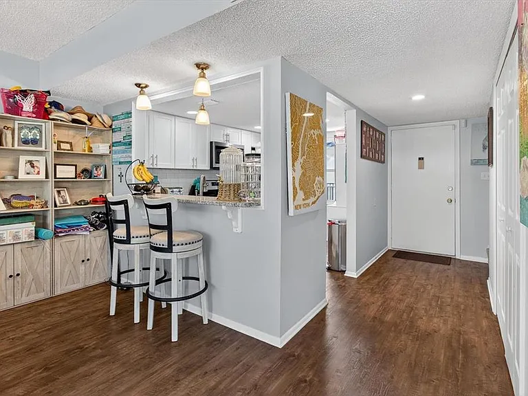 1146 King Arthur Ct #110 — Photo 24