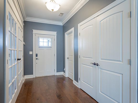 5th image of 7364 Red Poppy Dr