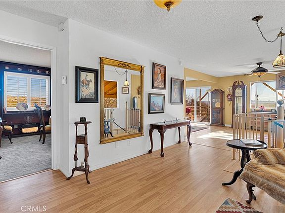 4th image of 31420 Rabbit Springs Ln