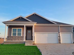 17655 Rose Lane Rd, Omaha, NE 68137