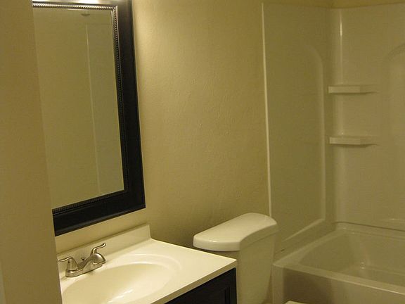 4th image of 1372 W Ocean View Ave APT 205