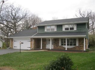 2123 Silverthorn Dr, Rockford, IL 61107