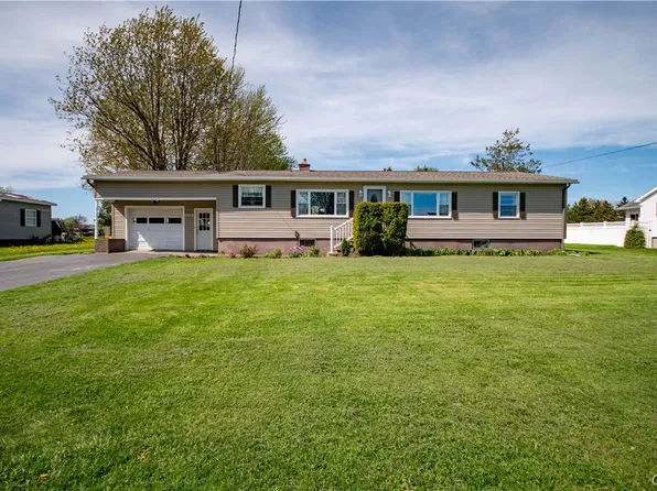 16891 County Route 53, Dexter, NY 13634