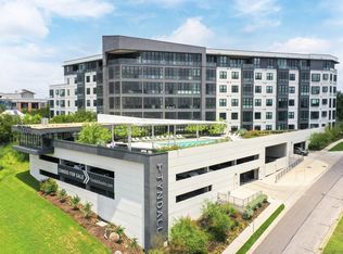 800 Embassy Dr APT 505, Austin, TX 78702