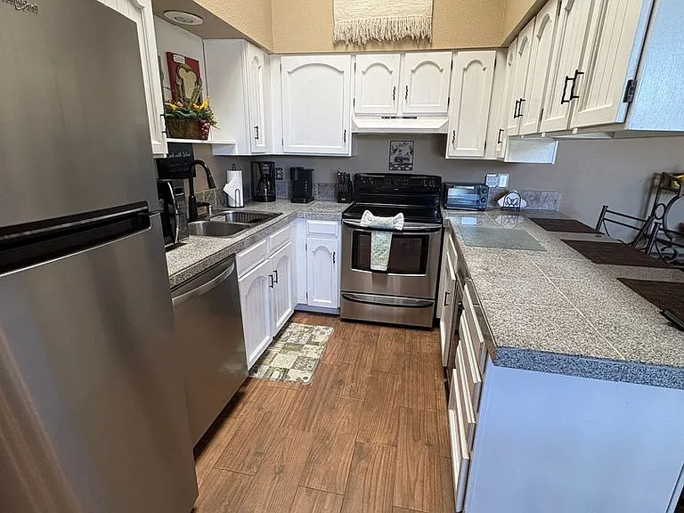 1905 Palmer Dr #8 — Photo 14