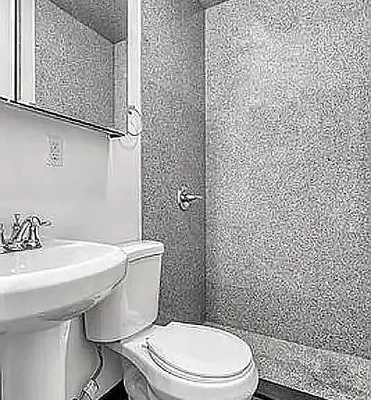 266 W 25th St #4F — Photo 5